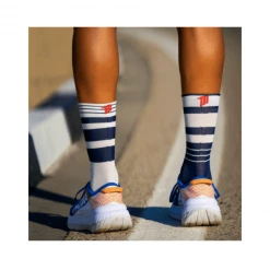 Calcetín Sporcks Running Crazy Lines Blue White 6 Calcetín Sporcks Running Crazy Lines Blue White -Saucony Tienda calcetin sporcks running crazy lines blue white 1