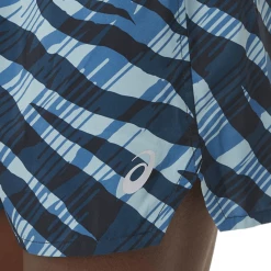 Pantalón Corto Asics Wild Camo 5IN Azul Negro -Saucony Tienda pantalon corto asics wild camo 5in azul negro 3