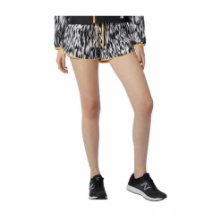 Pantalón Corto New Balance Printed Fast Flight Split Blanco Negro Mujer -Saucony Tienda pantalon corto new balance printed fast flight split blanco negro mujer 2