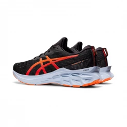 Zapatillas ASICS Novablast 2 Negro Rojo SS22 -Saucony Tienda zapatillas asics novablast 2 negro rojo ss22 3