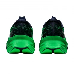 Zapatillas Asics Novablast 3 Negro Verde AW22 -Saucony Tienda zapatillas asics novablast 3 negro verde aw22 4