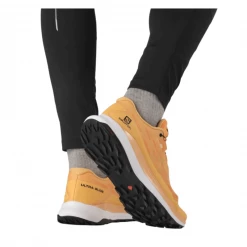 Zapatillas Salomon Ultra Glide Naranja AW22 -Saucony Tienda zapatillas salomon ultra glide naranja aw22 6