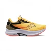 Zapatillas Saucony Axon 2 Amarillo Negro SS22 -Saucony Tienda zapatillas saucony axon 2 amarillo negro ss22
